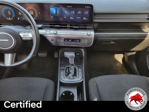 Used 2024 Hyundai Kona SEL image 18