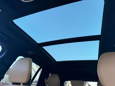 Used 2019 Volvo XC90 T6 Momentum AWD/4WD image 23