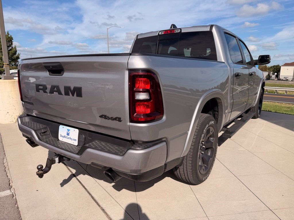 Used 2025 RAM 1500 Big Horn AWD/4WD image 9