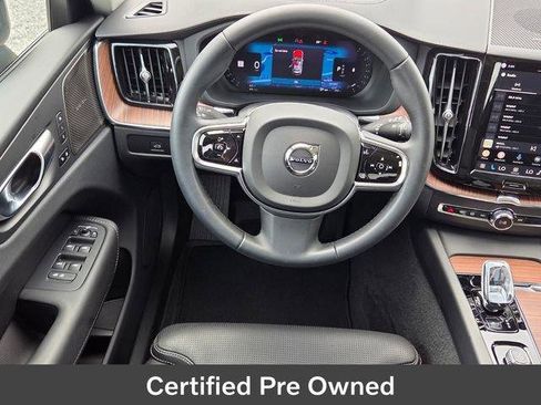Used 2024 Volvo XC60 B5 Ultimate w/ Protection Package Premier AWD/4WD image 14