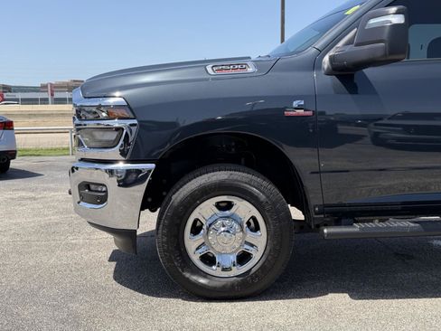Used 2025 RAM 2500 Tradesman AWD/4WD image 9