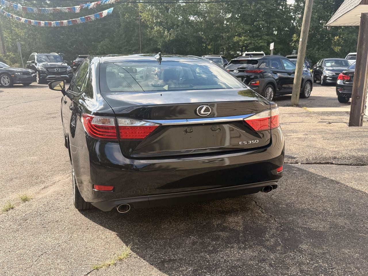Used 2015 Lexus ES 350 w/ Luxury Package FWD image 5
