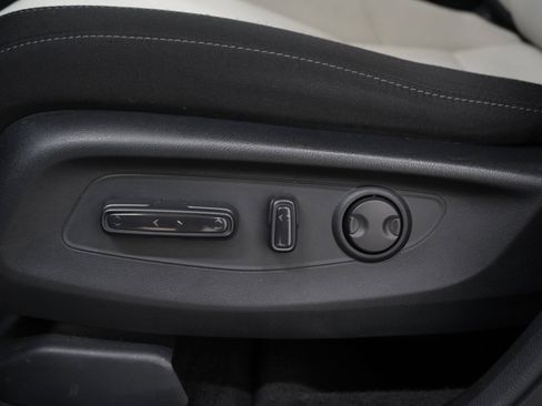 Used 2025 Honda CR-V EX image 26