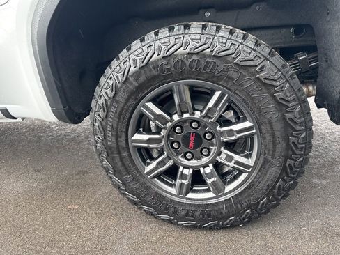 New 2026 GMC Sierra 1500 AT4X AWD/4WD image 31