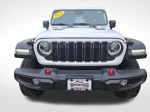 Used 2024 Jeep Wrangler Unlimited Rubicon AWD/4WD image 8
