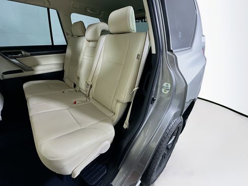 Used 2023 Lexus GX 460 Premium image 26
