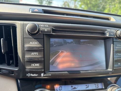 Used 2015 Toyota RAV4 XLE AWD/4WD image 14