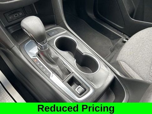 Used 2022 Chevrolet Equinox LT image 30