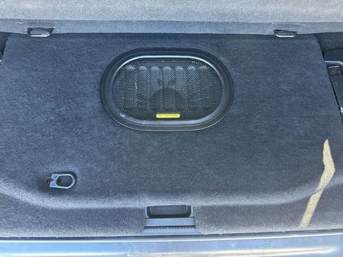 Used 2017 Jeep Wrangler 75th Anniversary image 24