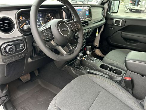 New 2025 Jeep Wrangler Sport S image 20