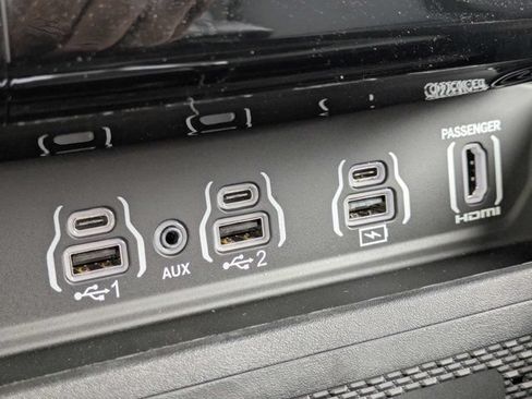 New 2026 RAM 1500 Laramie w/ Night Edition AWD/4WD image 23