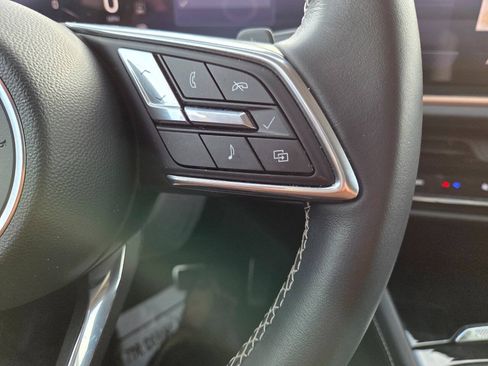 Used 2025 Buick Envision Sport Touring AWD/4WD image 9