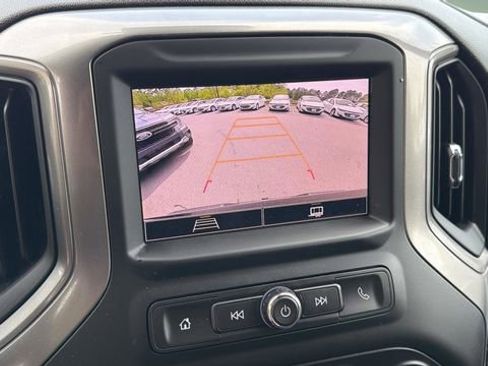 Used 2025 Chevrolet Silverado 1500 Custom image 26