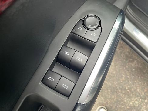 Used 2025 Chevrolet Traverse Z71 image 29