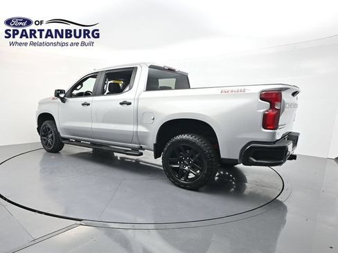 Used 2021 Chevrolet Silverado 1500 LT Trail Boss w/ Bed Protection Package AWD/4WD image 5