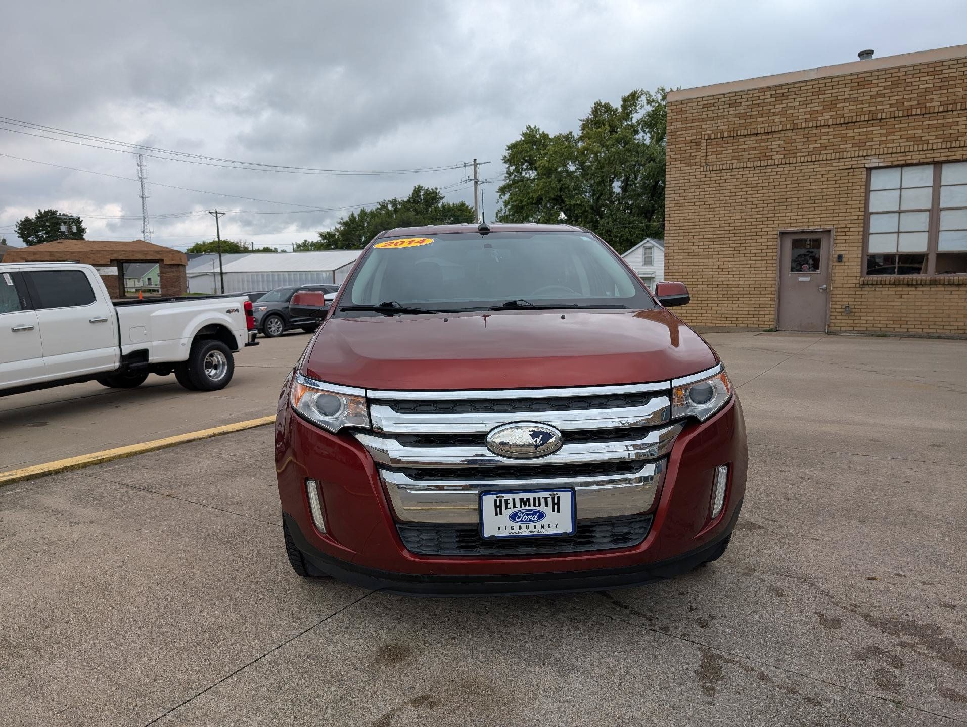 Used 2014 Ford Edge SEL FWD image 3