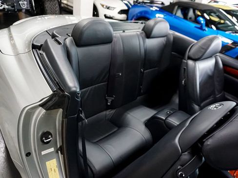 Used 2004 Lexus SC 430 Convertible RWD image 72