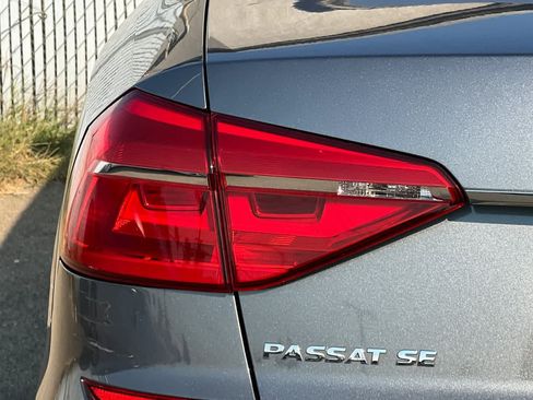 Used 2016 Volkswagen Passat 1.8T SE FWD image 23