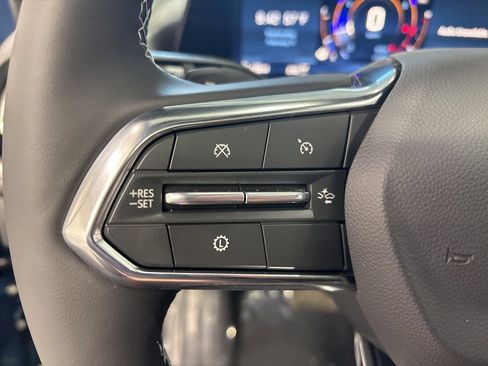 New 2026 Chevrolet Traverse LT w/ Sun and Wheel Package image 18