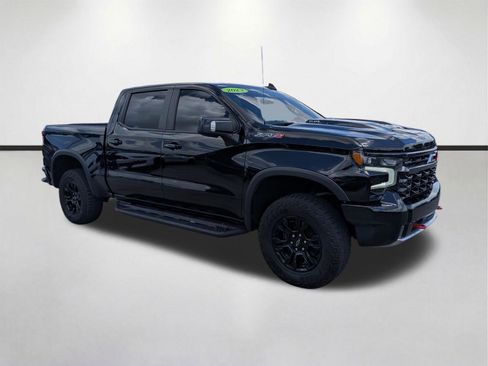Used 2023 Chevrolet Silverado 1500 ZR2 w/ Technology Package AWD/4WD image 2