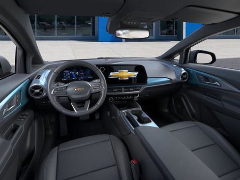 New 2026 Chevrolet Equinox EV LT image 15