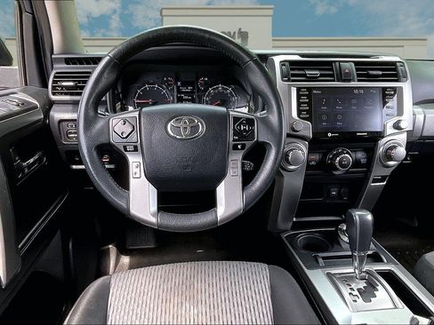 Used 2021 Toyota 4Runner SR5 AWD/4WD image 5