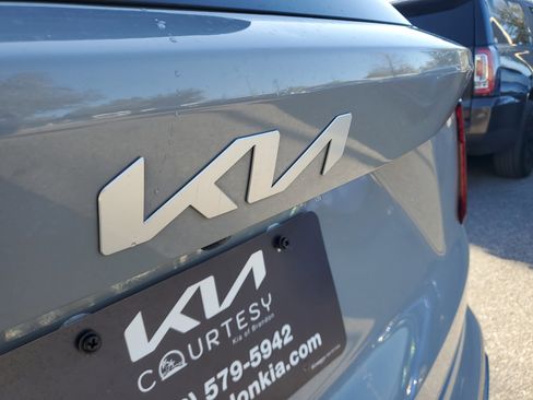 Certified 2023 Kia Sorento EX image 8