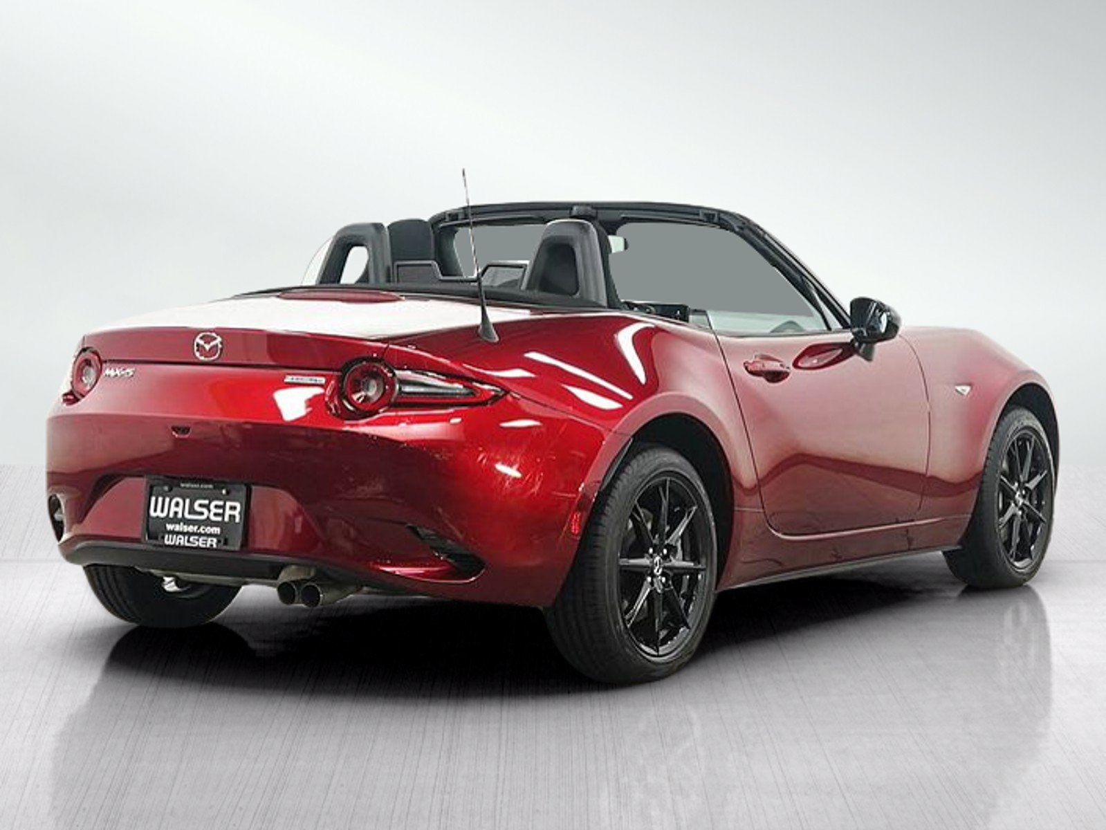 Used 2024 MAZDA MX-5 Miata Sport RWD image 5