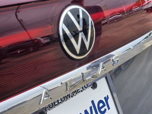 New 2026 Volkswagen Atlas Cross Sport SEL Premium R-Line image 7