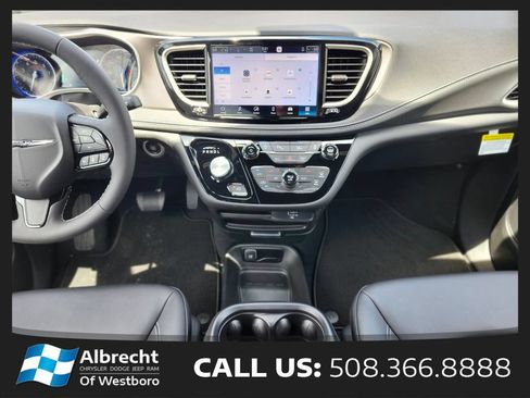 New 2026 Chrysler Pacifica Select w/ S Appearance Package AWD/4WD image 14