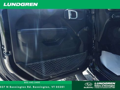 Used 2021 Jeep Wrangler Sport AWD/4WD image 10