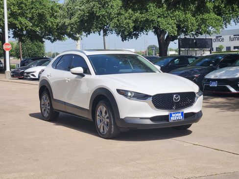 Used 2022 MAZDA CX-30 AWD 2.5 S w/ Premium Package image 3