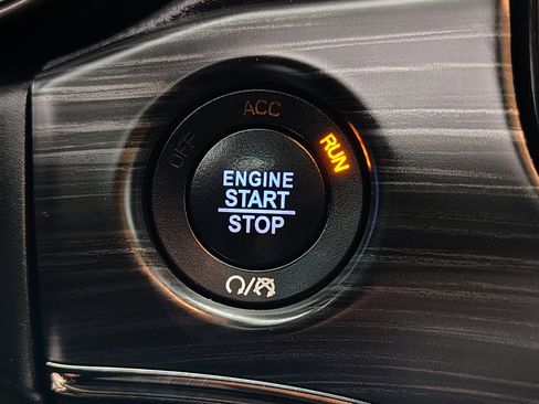 Used 2019 Jeep Grand Cherokee Limited X image 45