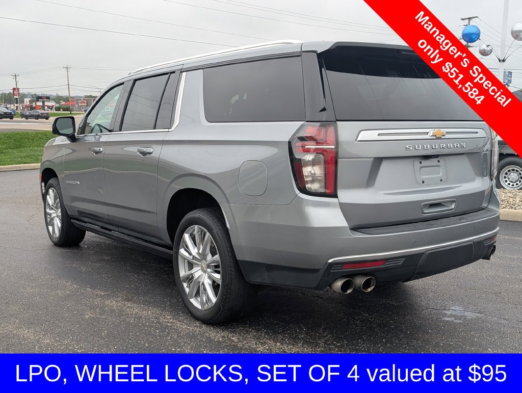 Used 2023 Chevrolet Suburban High Country w/ Premium Package 2 AWD/4WD image 5