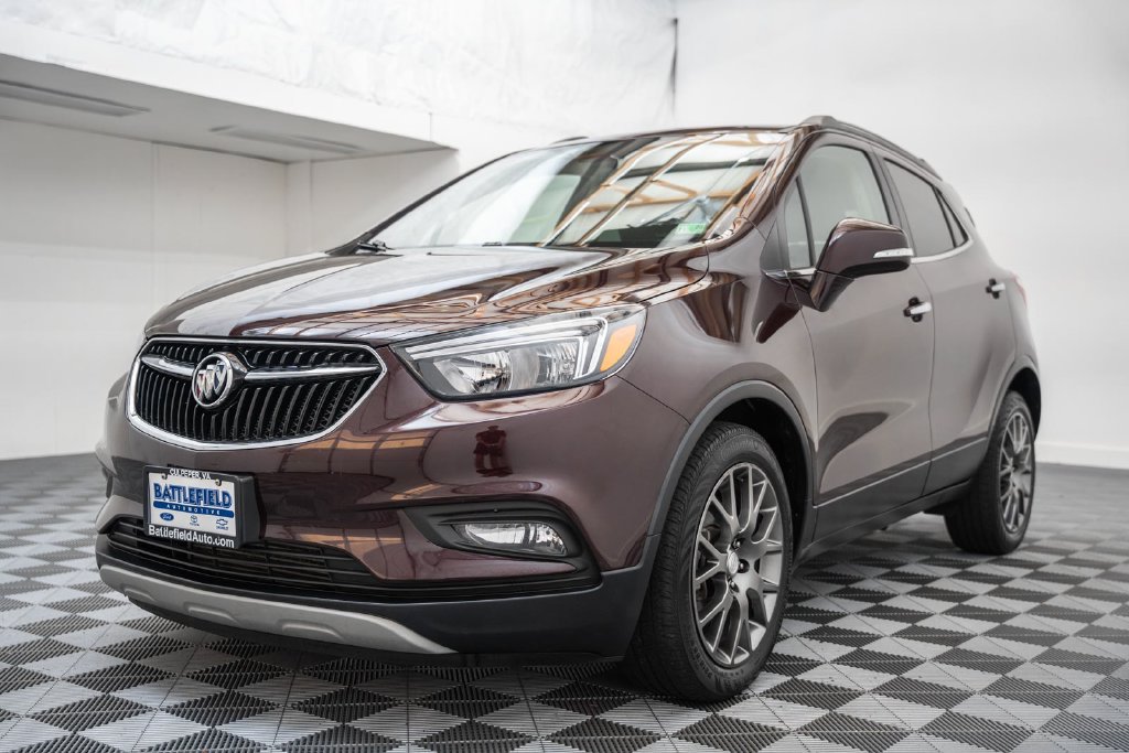 Used 2018 Buick Encore Sport Touring w/ Safety Package FWD image 3