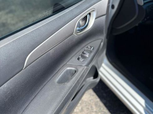 Used 2018 Nissan Sentra SV FWD image 10