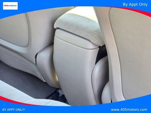 Used 2010 Honda Civic LX image 35