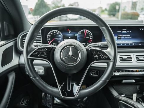 Certified 2024 Mercedes-Benz GLE 450e 4MATIC image 30