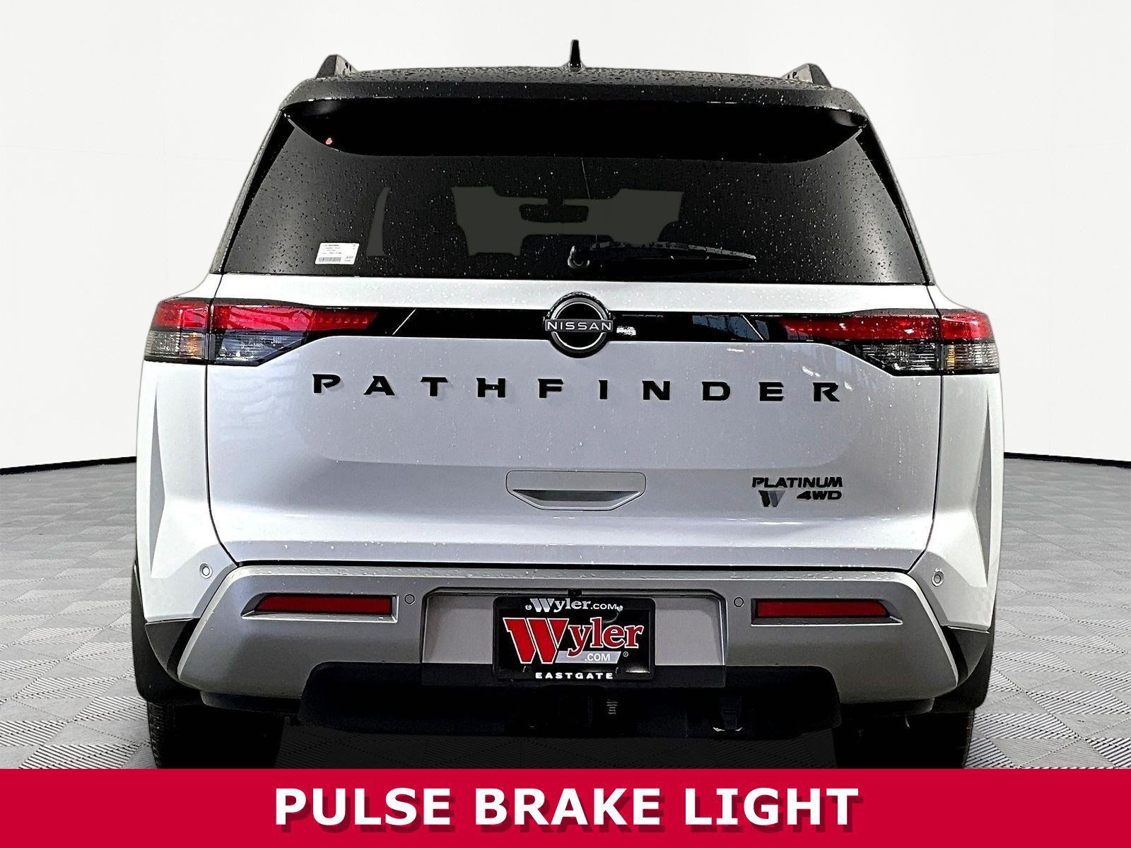 Certified 2025 Nissan Pathfinder Platinum w/ Black Appearance Package AWD/4WD image 5