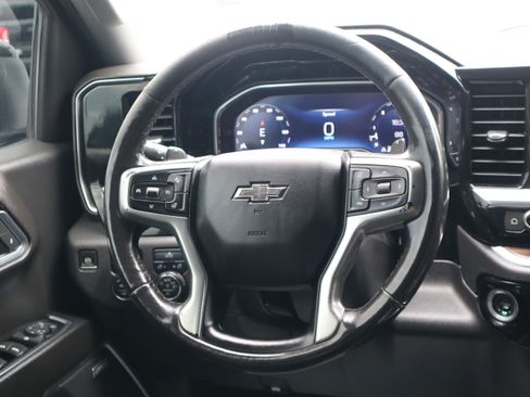 Used 2022 Chevrolet Silverado 1500 LT Trail Boss w/ Convenience Package II AWD/4WD image 14