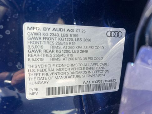 New 2025 Audi Q3 2.0T Premium image 21