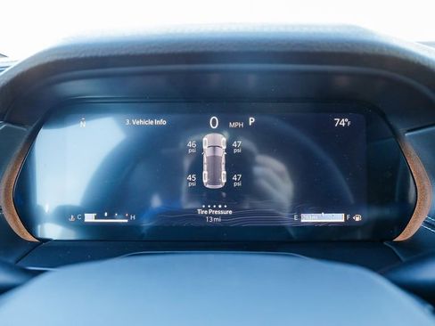 New 2025 Jeep Grand Cherokee Limited w/ Black Appearance Package image 23