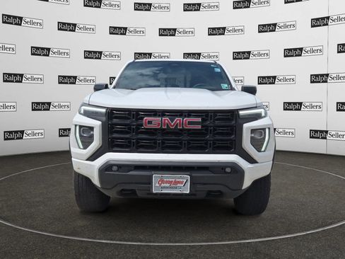 Used 2024 GMC Canyon Elevation w/ Convenience Package image 8