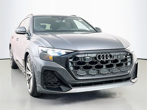 New 2026 Audi Q8 Prestige image 2