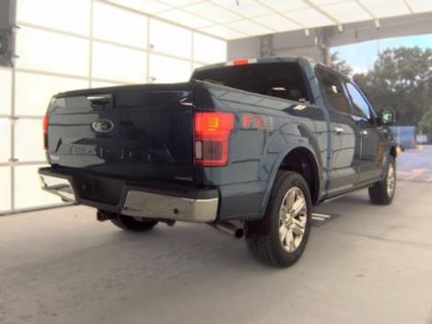 Used 2018 Ford F150 Lariat w/ Equipment Group 502A Luxury AWD/4WD image 4