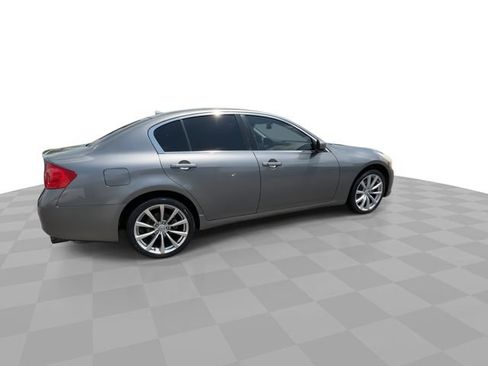 Used 2012 INFINITI G37 x Sedan w/ Premium Pkg AWD/4WD image 8