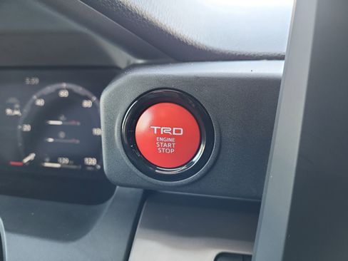 Used 2024 Toyota Tacoma TRD Sport AWD/4WD image 27