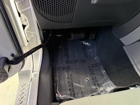 Used 2010 Jeep Wrangler Unlimited Sport image 48