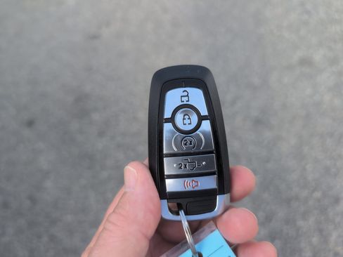 Used 2024 Ford F250 Lariat w/ Tremor Off-Road Package image 13