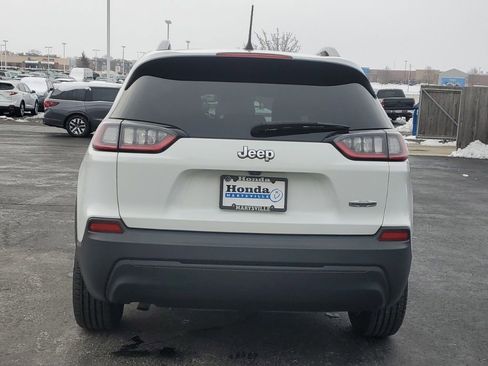Used 2019 Jeep Cherokee Latitude Plus image 6
